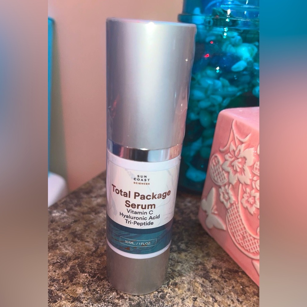 ☀️Brand 🆕 Sun Coast Sciences total package serum vitamin c hyaluronic acid☀️